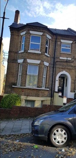 Room Cintra Park in Greater London