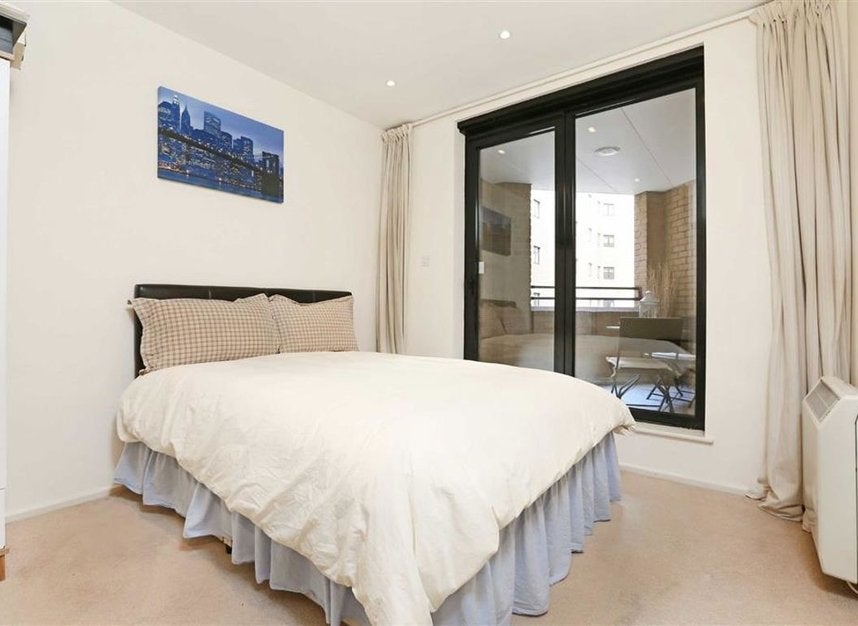 Flat Cromwell Road in Greater London
