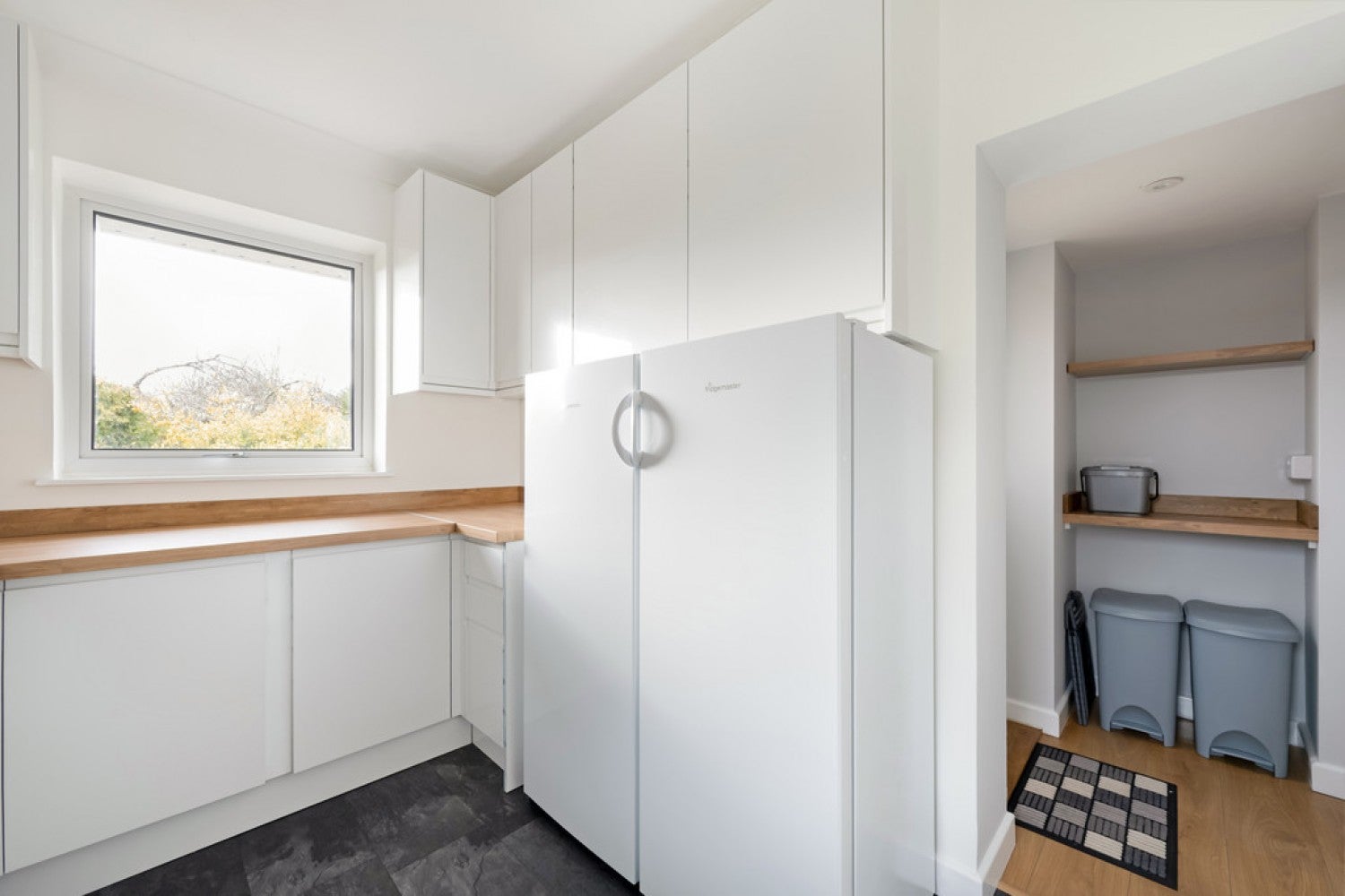Room Sheridan Close in Winchester