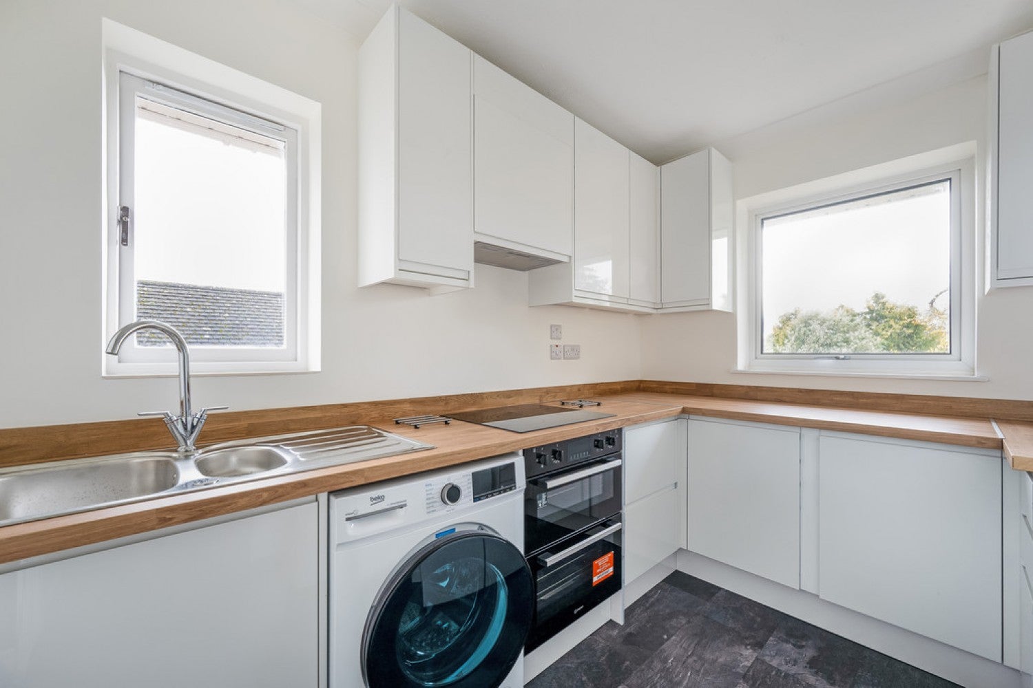 Room Sheridan Close in Winchester