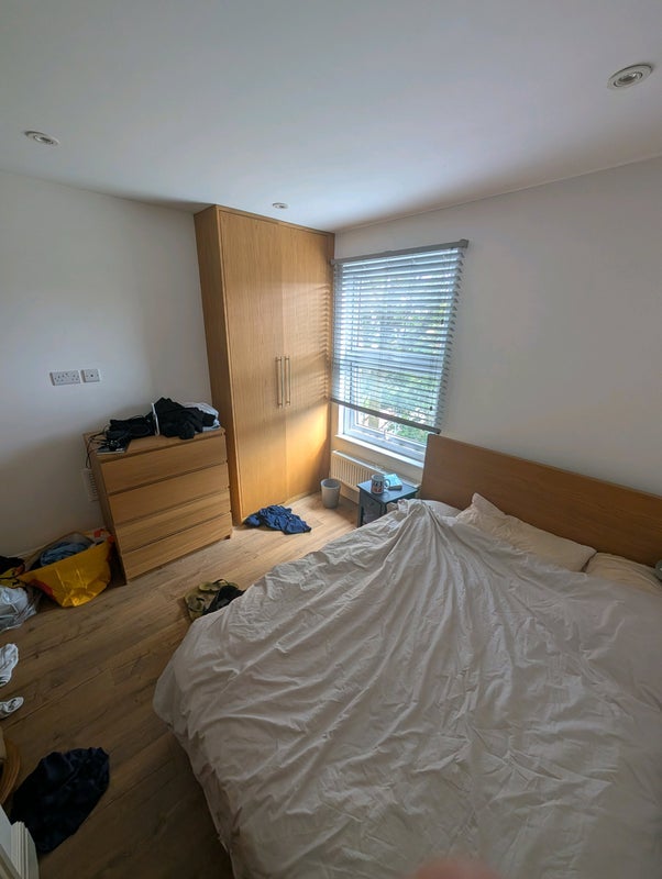 Room Tytherton Road in Greater London