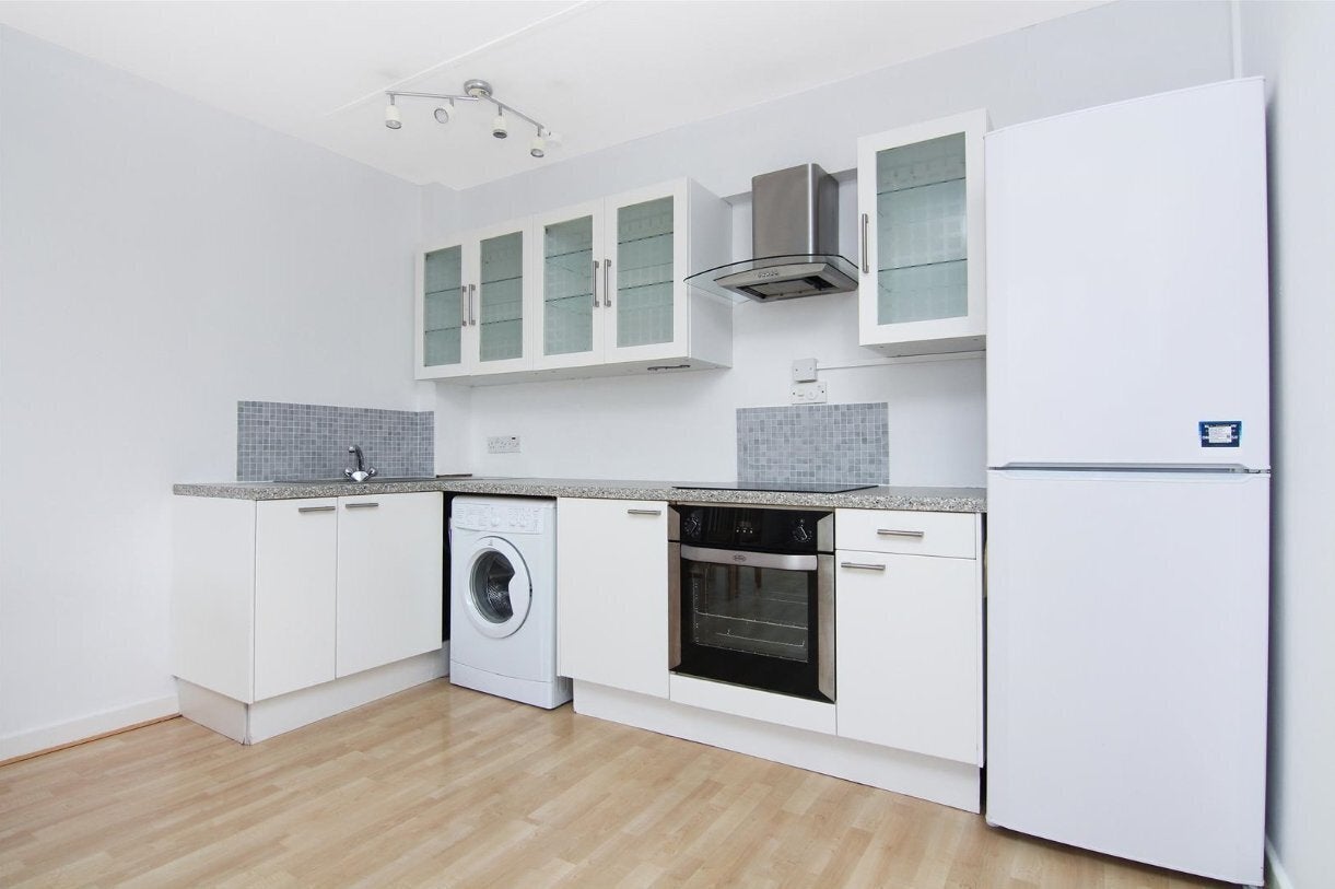 Flat Putney Hill in Greater London