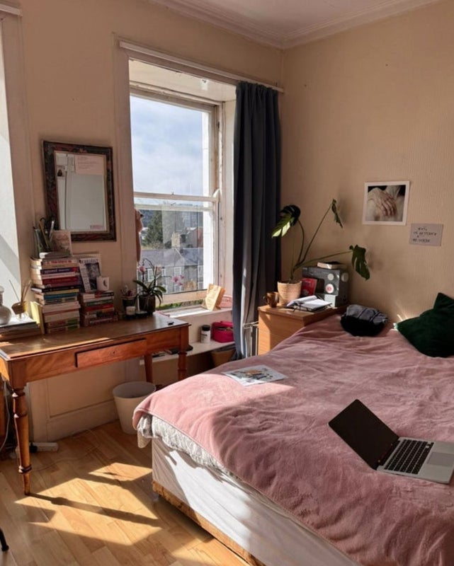 Room Gardner's Crescent in City of Edinburgh