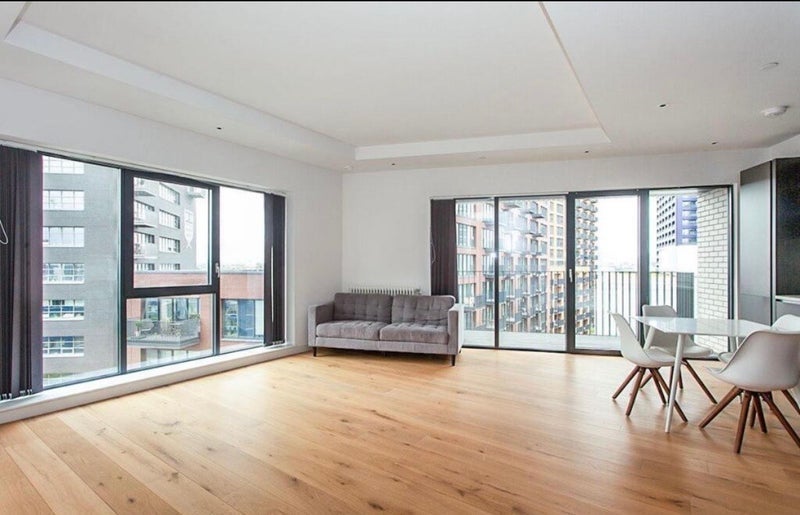 Room Botanic Square in Greater London