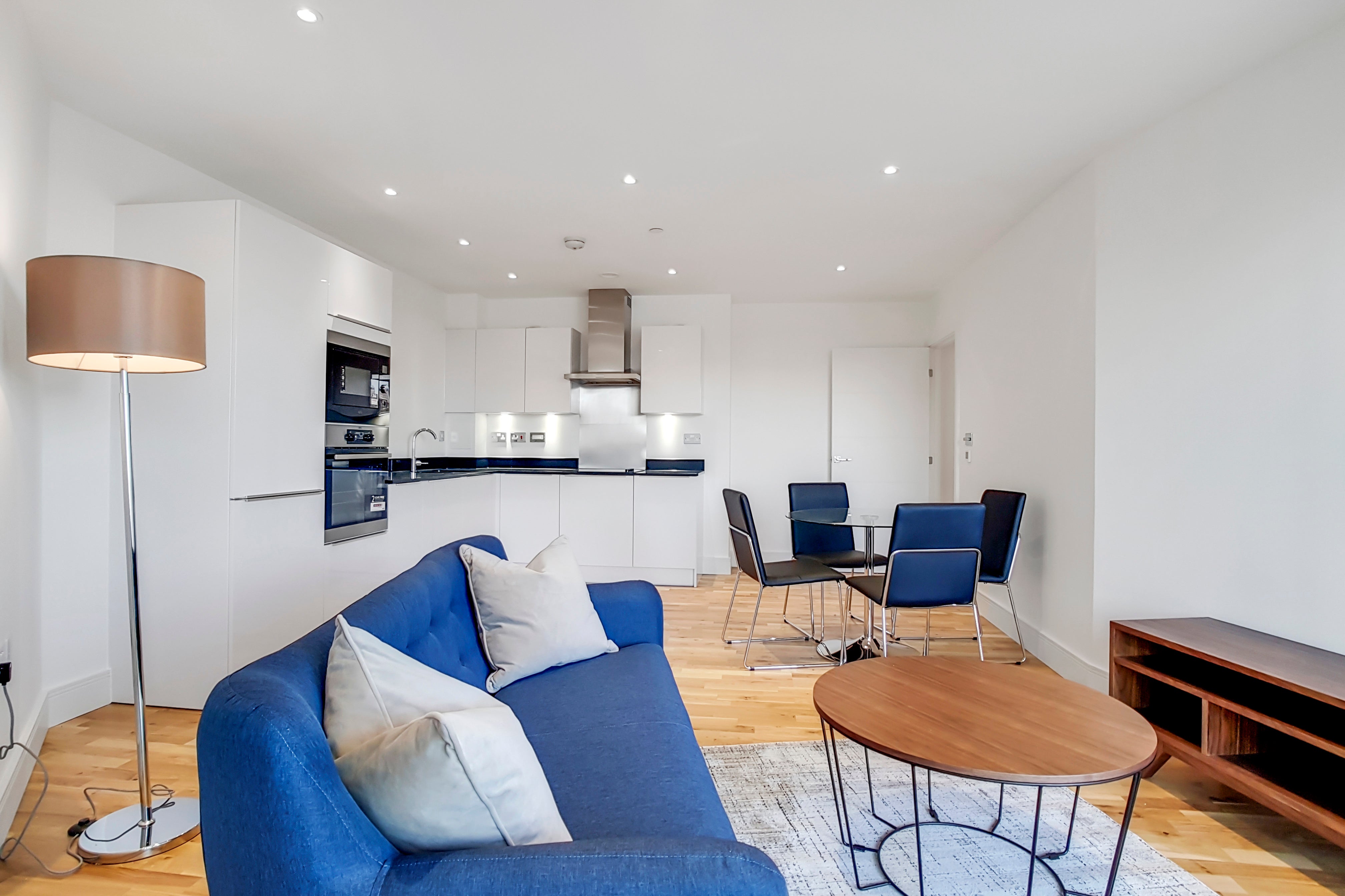 Flat St Ives Place in Greater London
