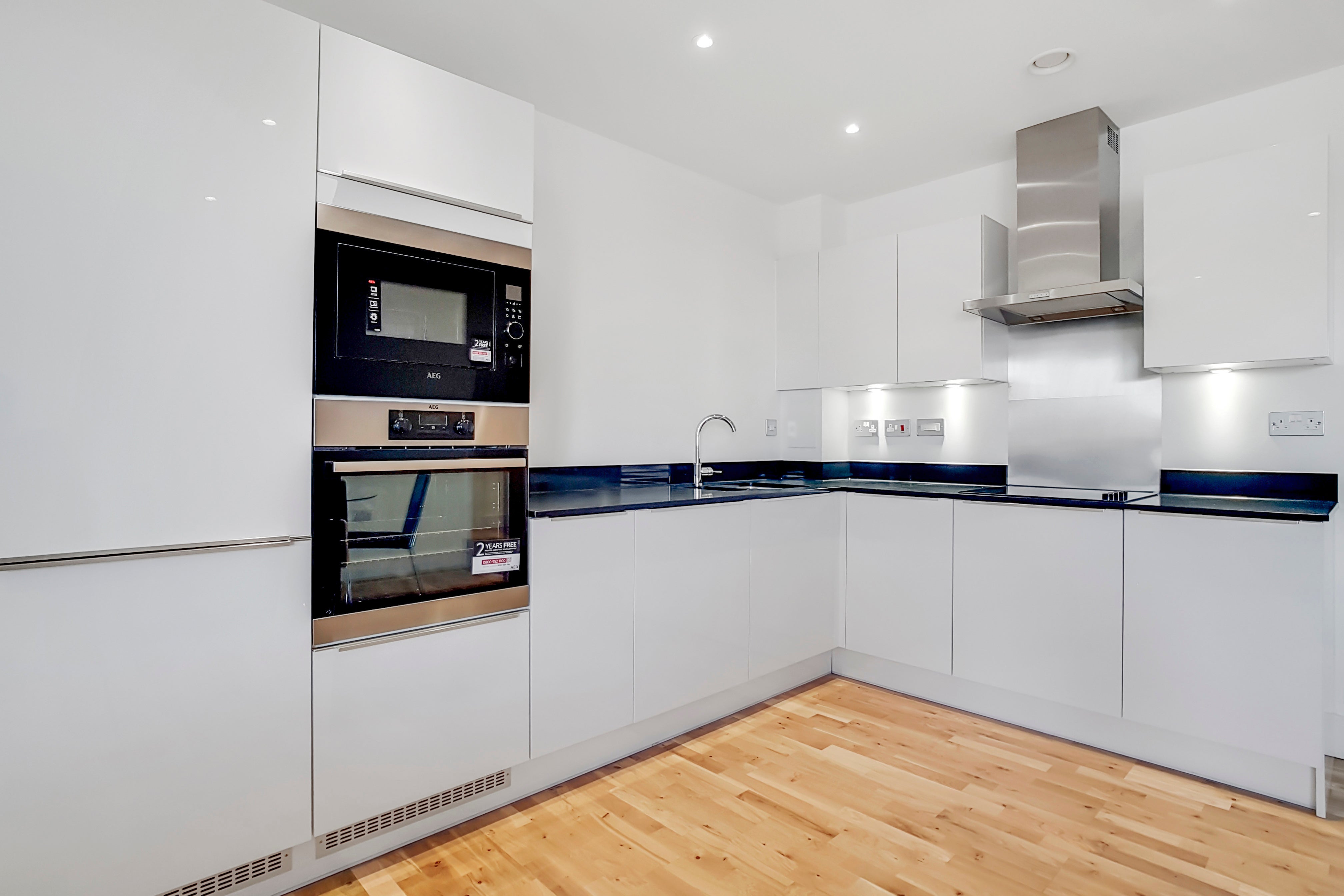 Flat St Ives Place in Greater London