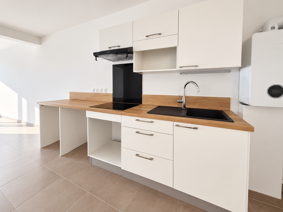 Appartement D 561B à Le Puy-Sainte-Réparade