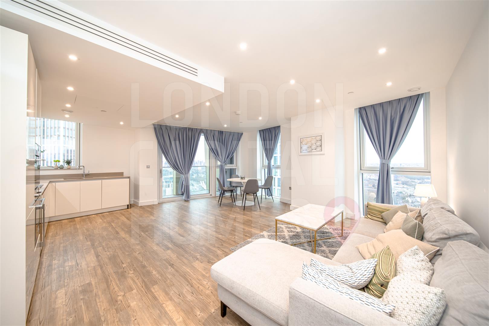 Flat Wandsworth Road in Greater London