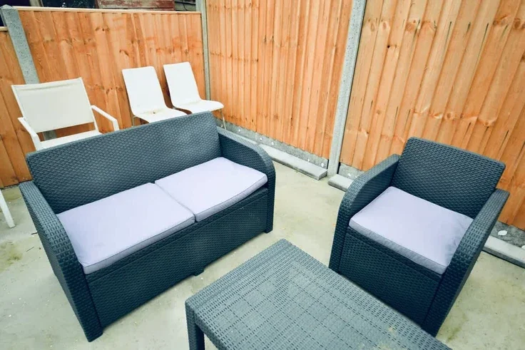 Flat Chertsey Close in Luton