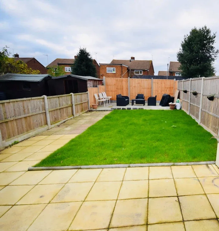 Flat Chertsey Close in Luton