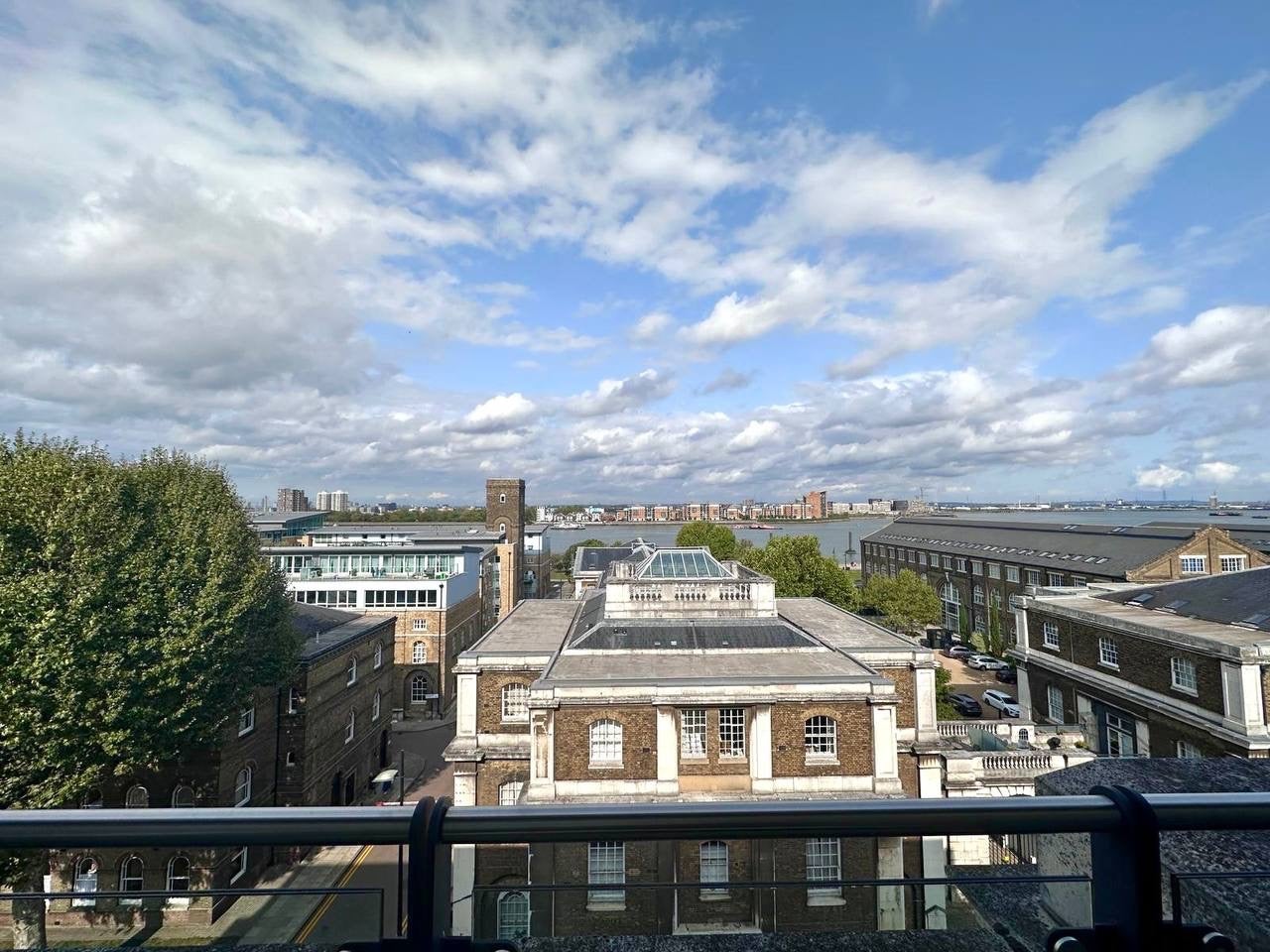 Flat Duke of Wellington Avenue in Greater London