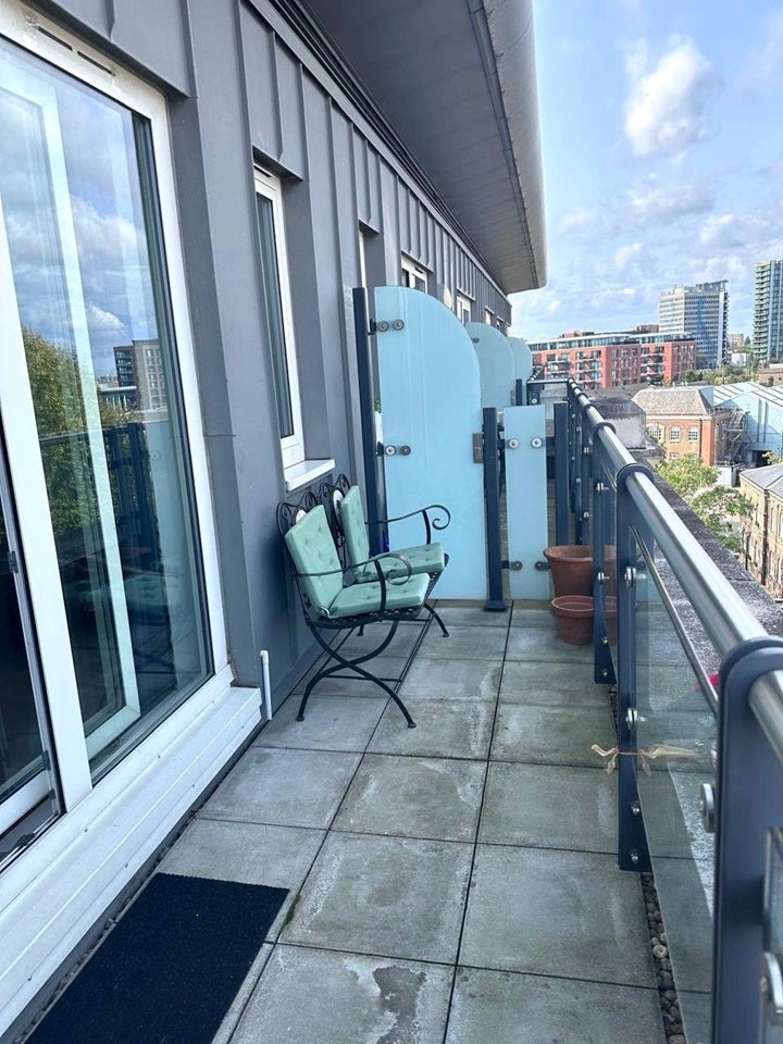 Flat Duke of Wellington Avenue in Greater London