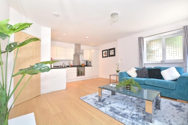 Flat Knoll Walk in Surrey Heath