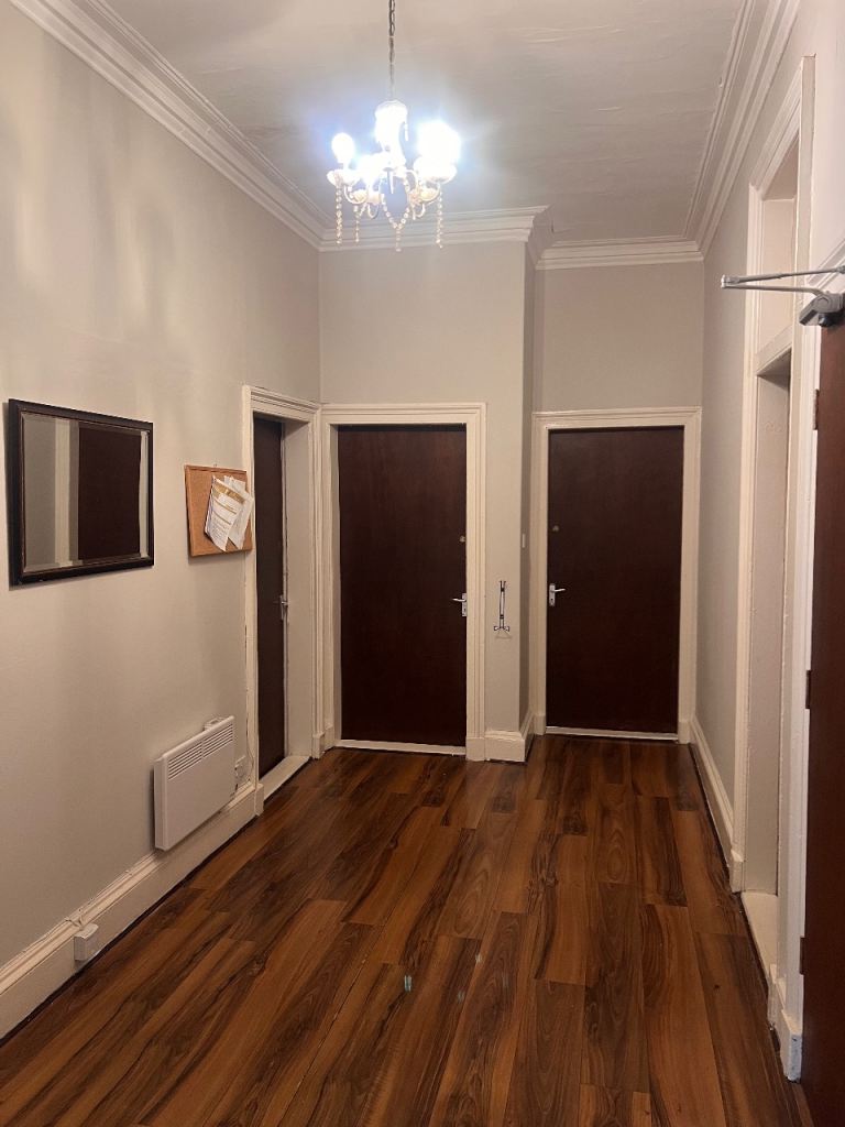 Room Buccleuch Street in Glasgow