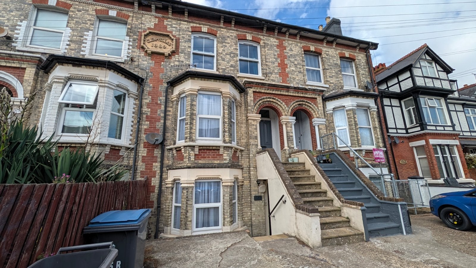 Flat Folkestone Road in Dover