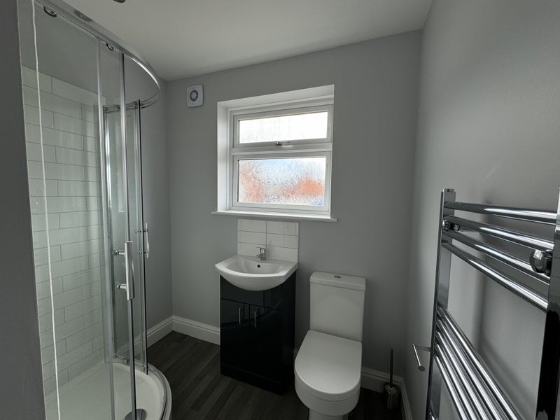 Room Aston Road in Nuneaton and Bedworth