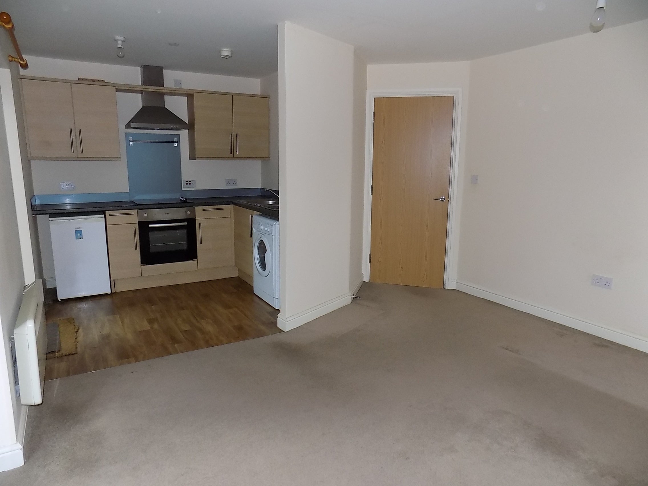 Flat Middleton Gardens in Birmingham
