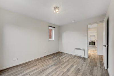 Flat Gables Close in Greater London
