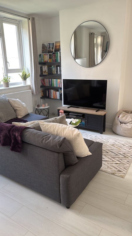 Room Lancaster Street in Greater London