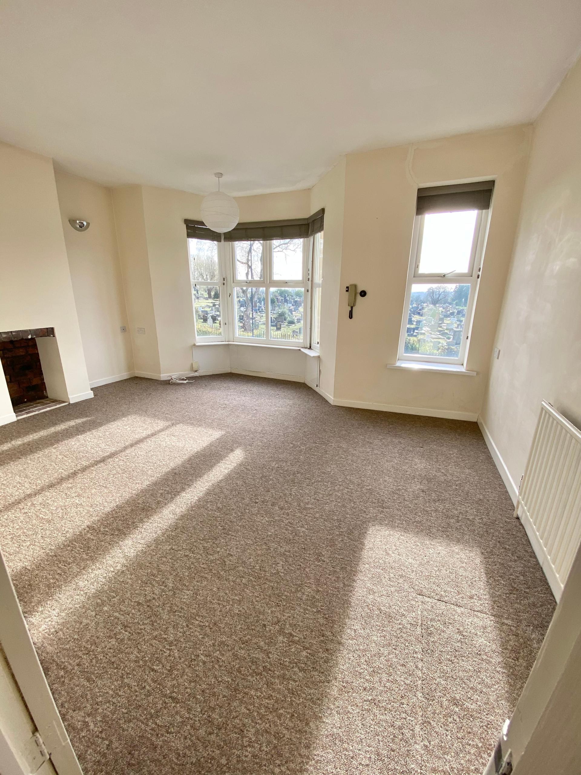 Flat Beaufort Road in Bristol