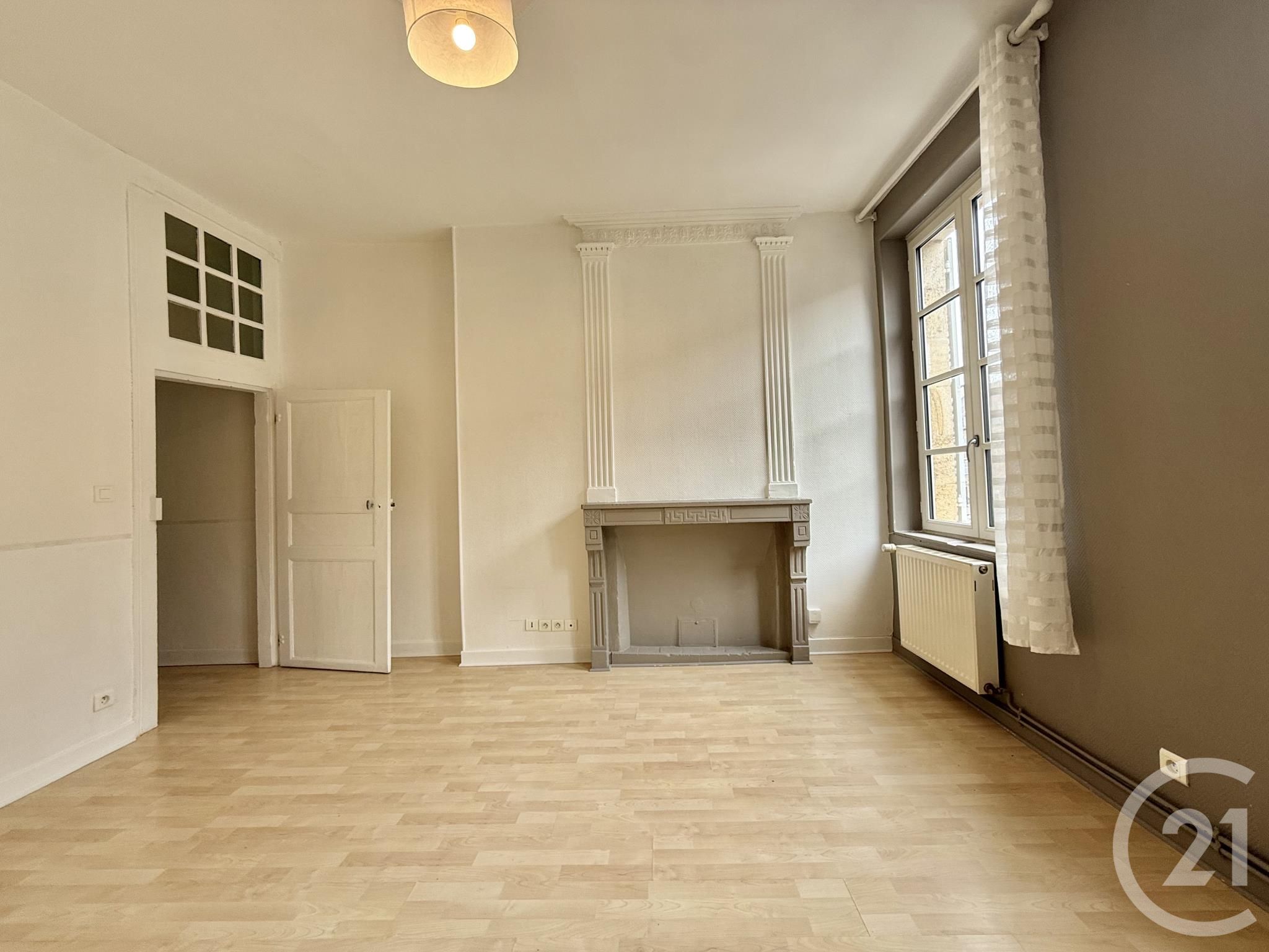 Flat Cours Jean Jaurès in Moulins