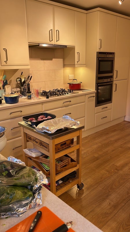 Room Turner Close in Greater London