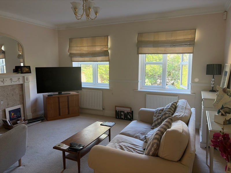 Room Turner Close in Greater London