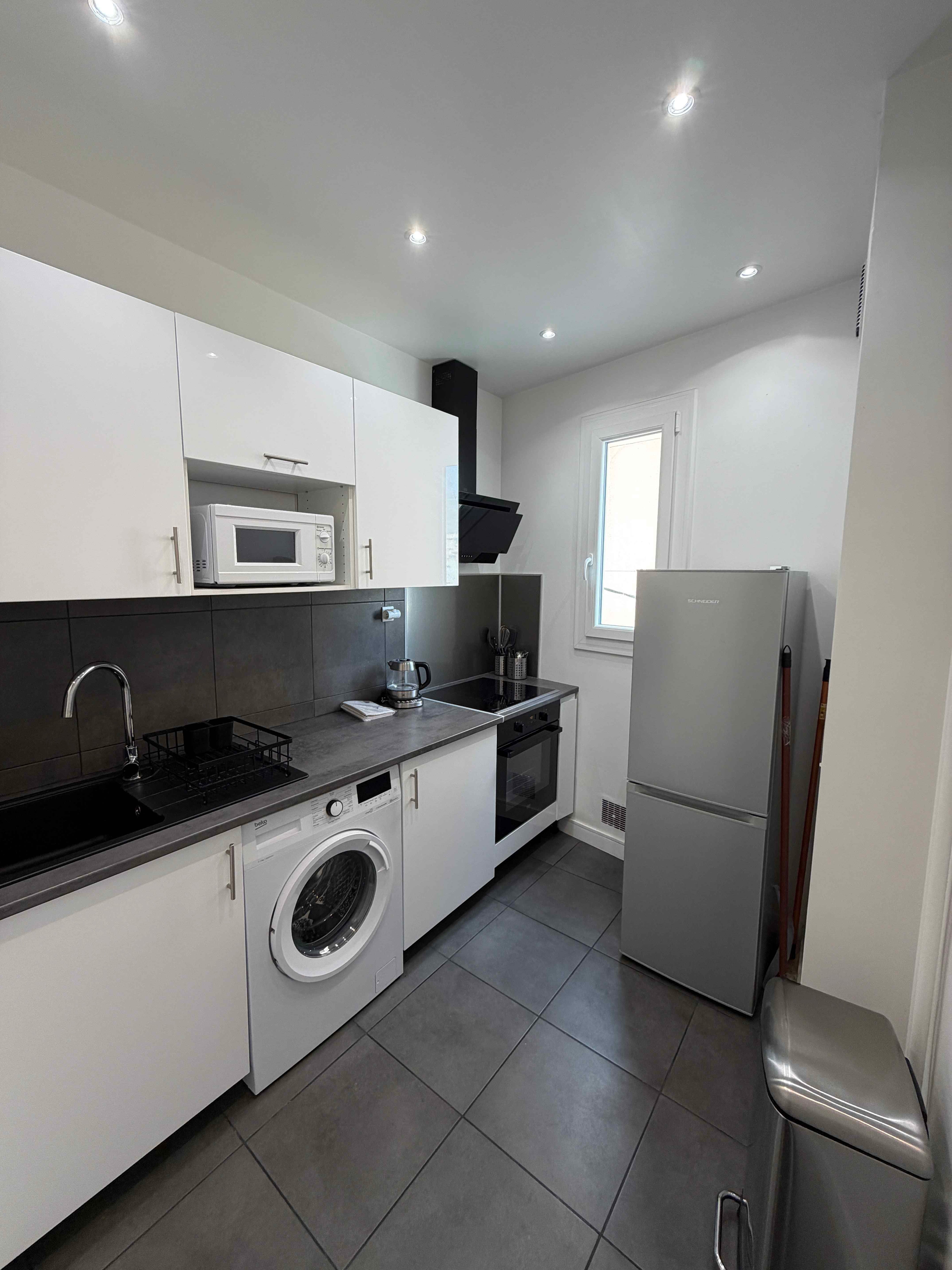 Flat Boulevard Pasteur in Nice