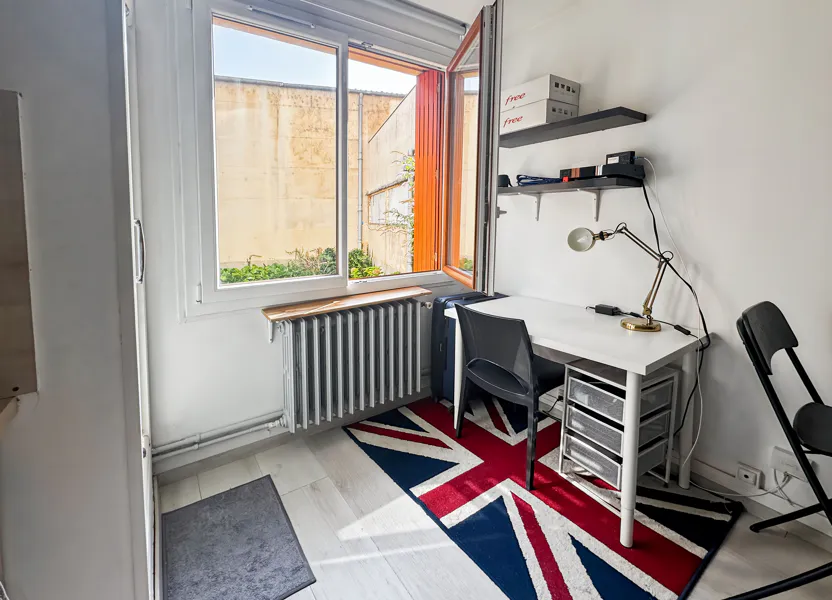 Room Rue du Jard in Reims