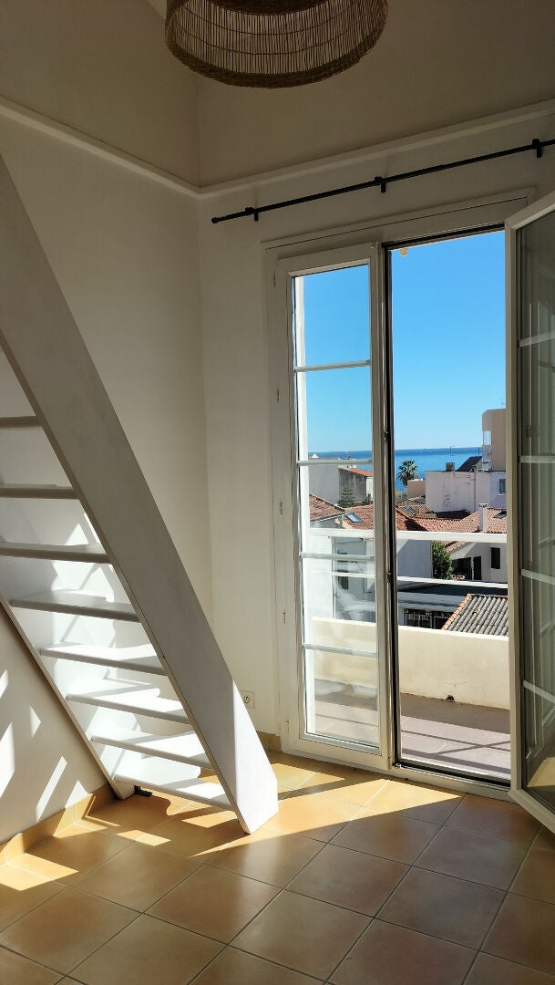 Flat Boulevard du Faron in Toulon