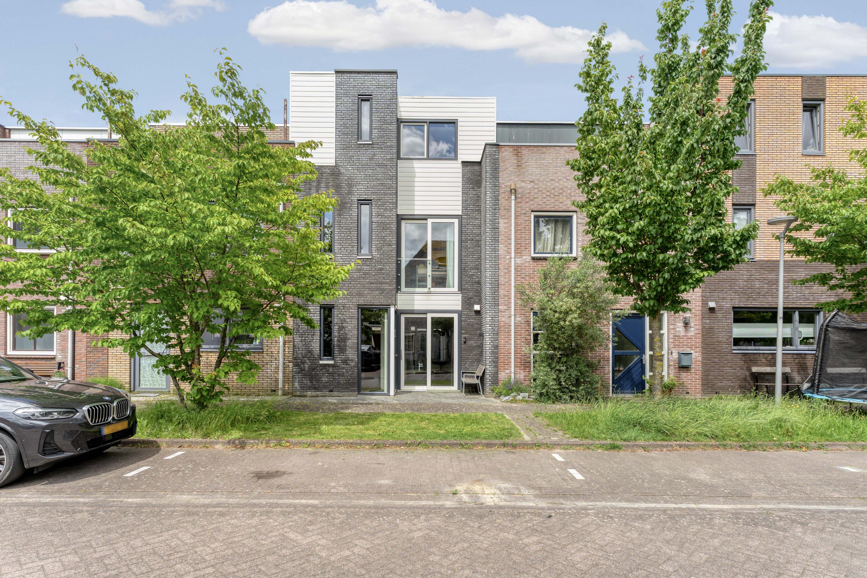 Huis Dianastraat 4 in Almere