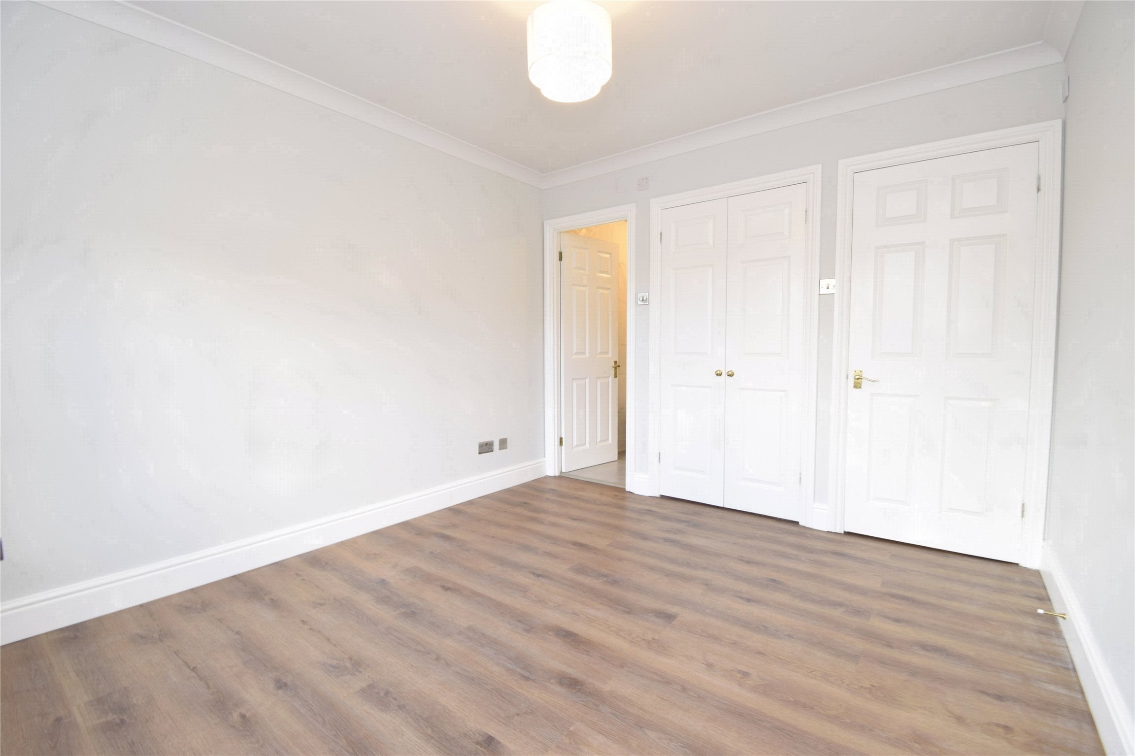 Flat Lytton Road in Greater London