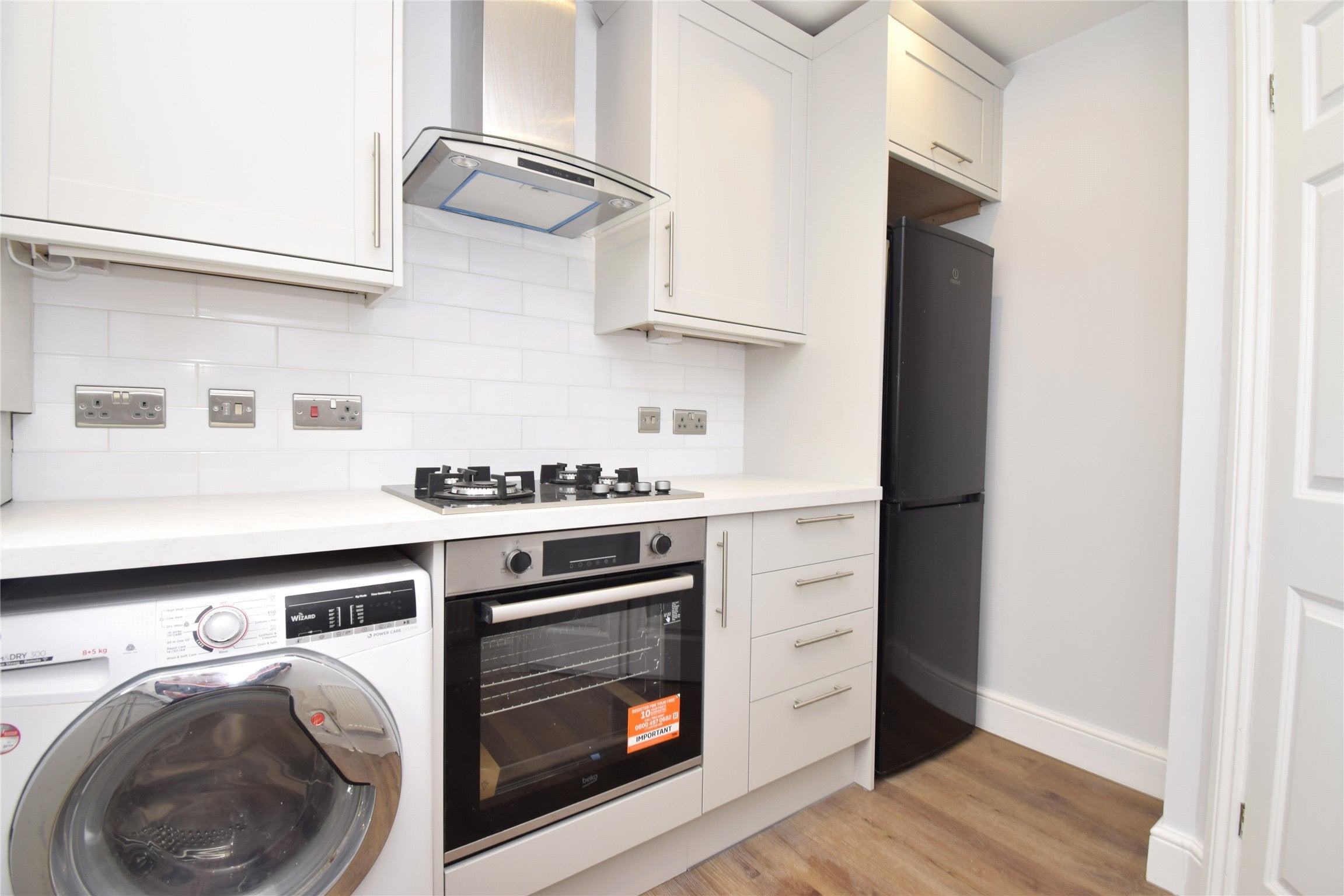 Flat Lytton Road in Greater London