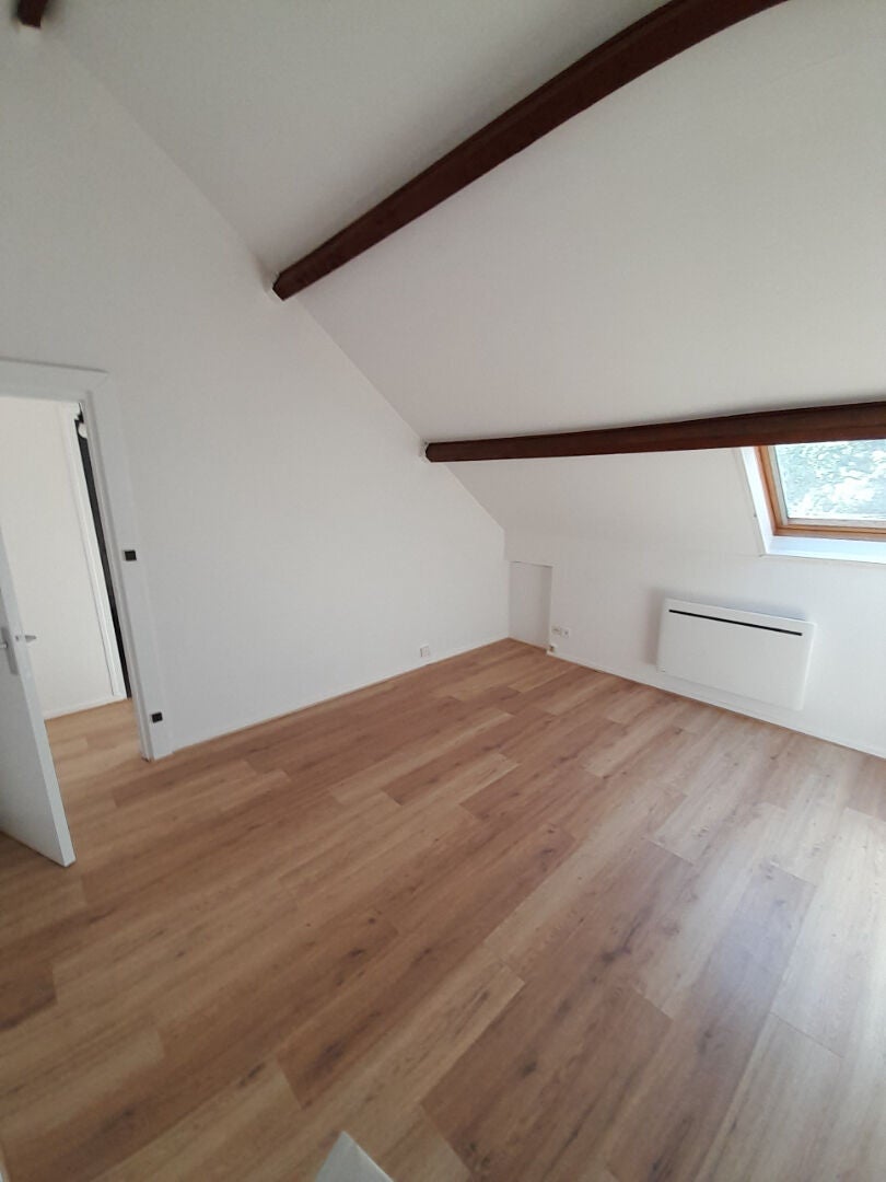 Flat Rue des Martyrs de la Résistance in Chalon-sur-Saône