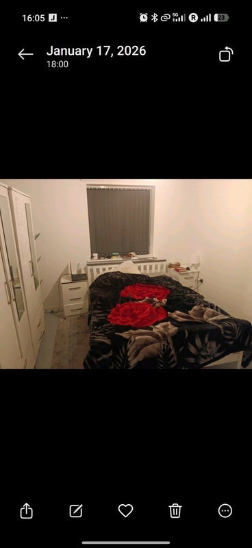 Room Kirkmanshulme Lane in Manchester