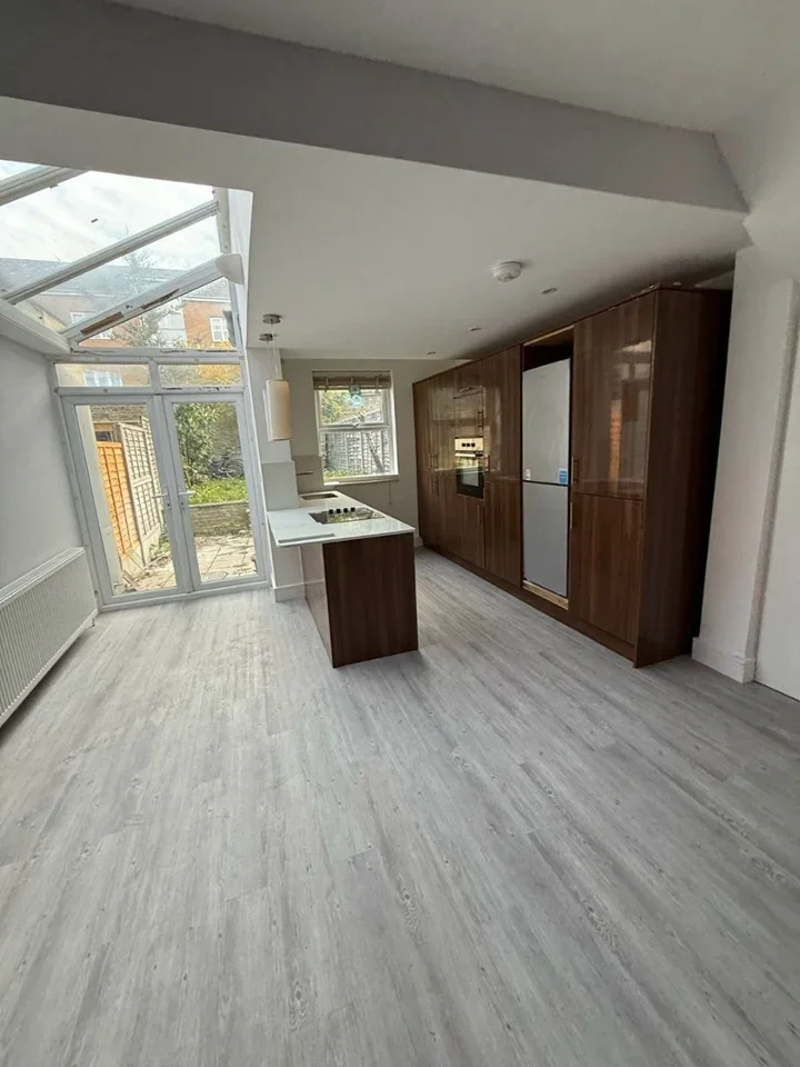 Room Durban Road in Greater London
