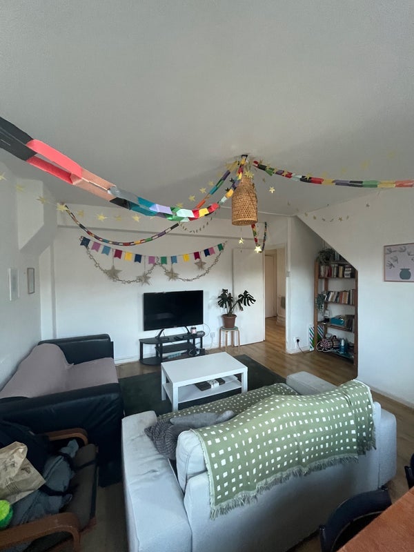 Flat Toynbee Street in Greater London