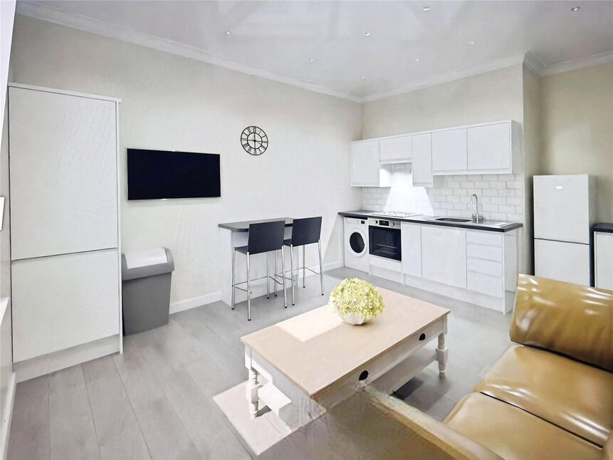 Flat Bower Close in Maidstone
