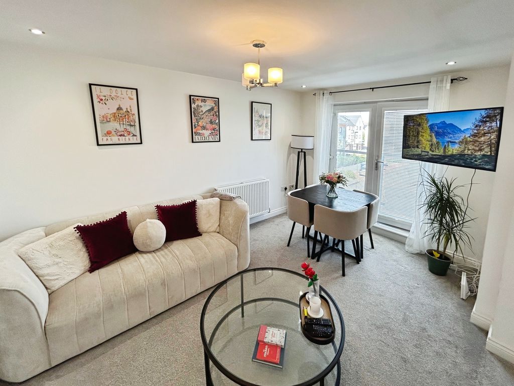 Flat Heron Crescent in Newcastle upon Tyne