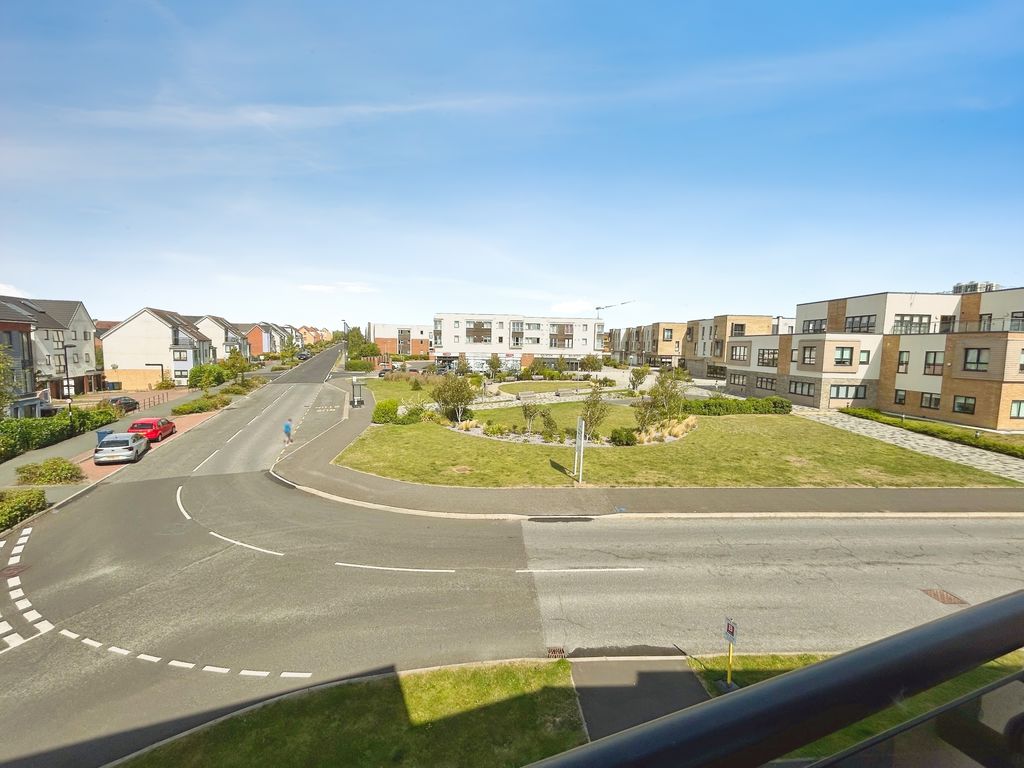 Flat Heron Crescent in Newcastle upon Tyne