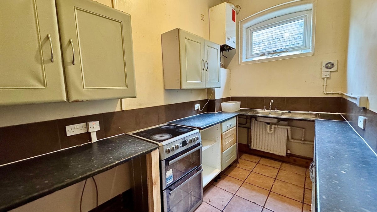 Flat Alexandra Road in Newport
