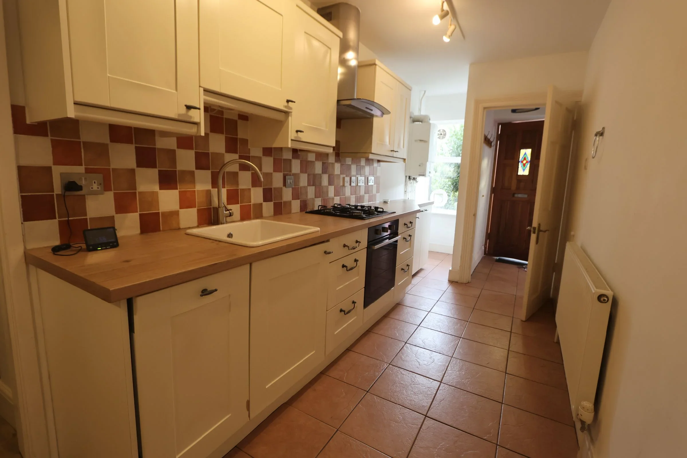 Flat Clarendon Road in Bristol