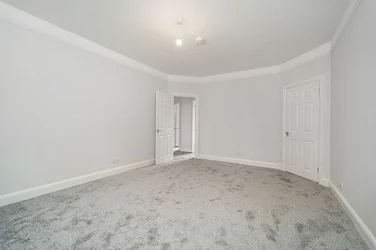 Flat Upper Woburn Place in London