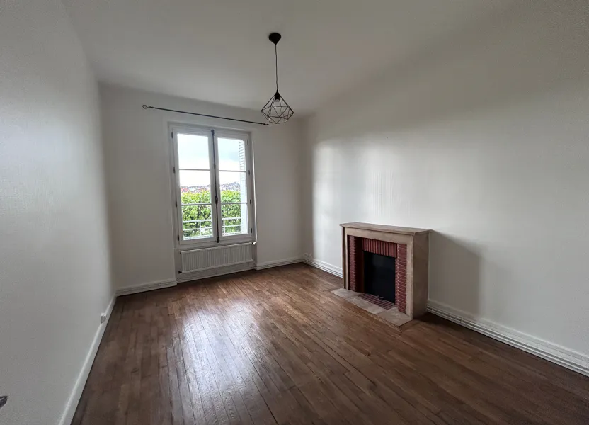 Appartement Rue Jehan de Saveuse à Blois