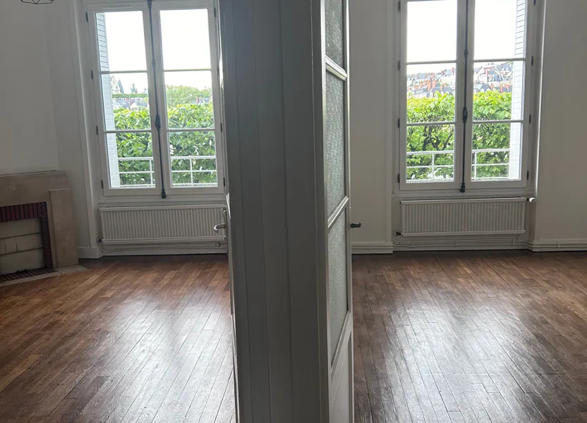 Appartement Rue Jehan de Saveuse à Blois