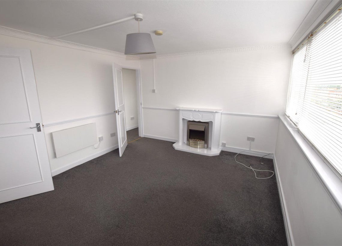 Flat Colina Close in Coventry