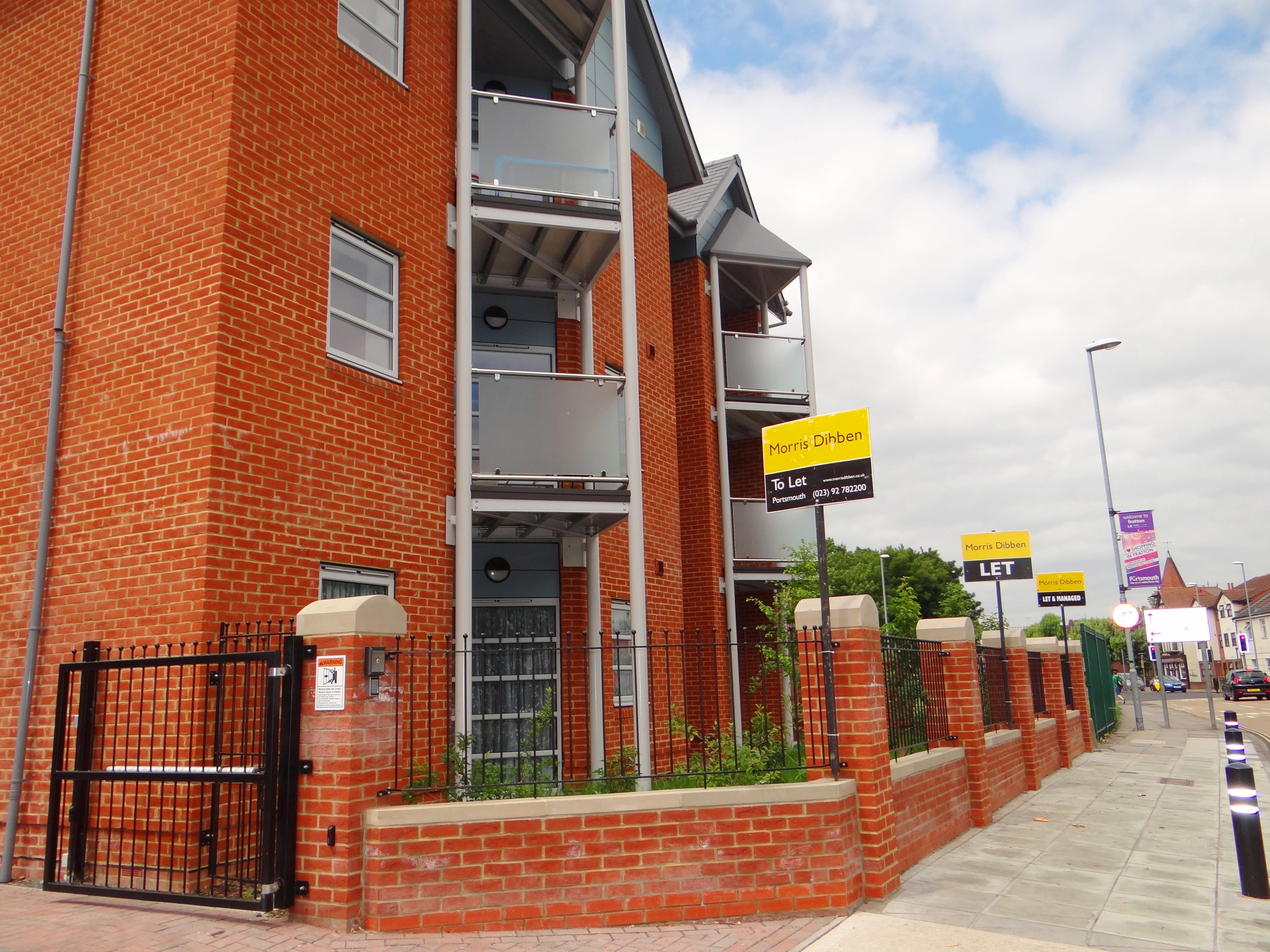 Flat Fairfax Court in Southampton