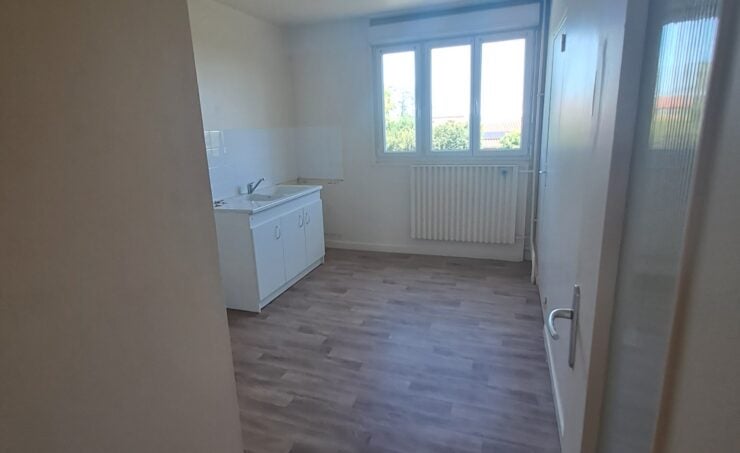 Flat Rue des Charmettes in Riom