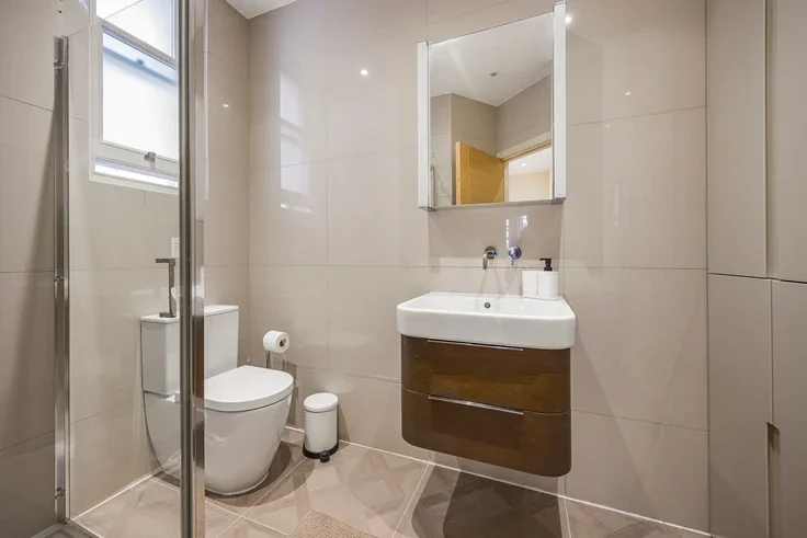 Flat Great Titchfield Street in City of Westminster