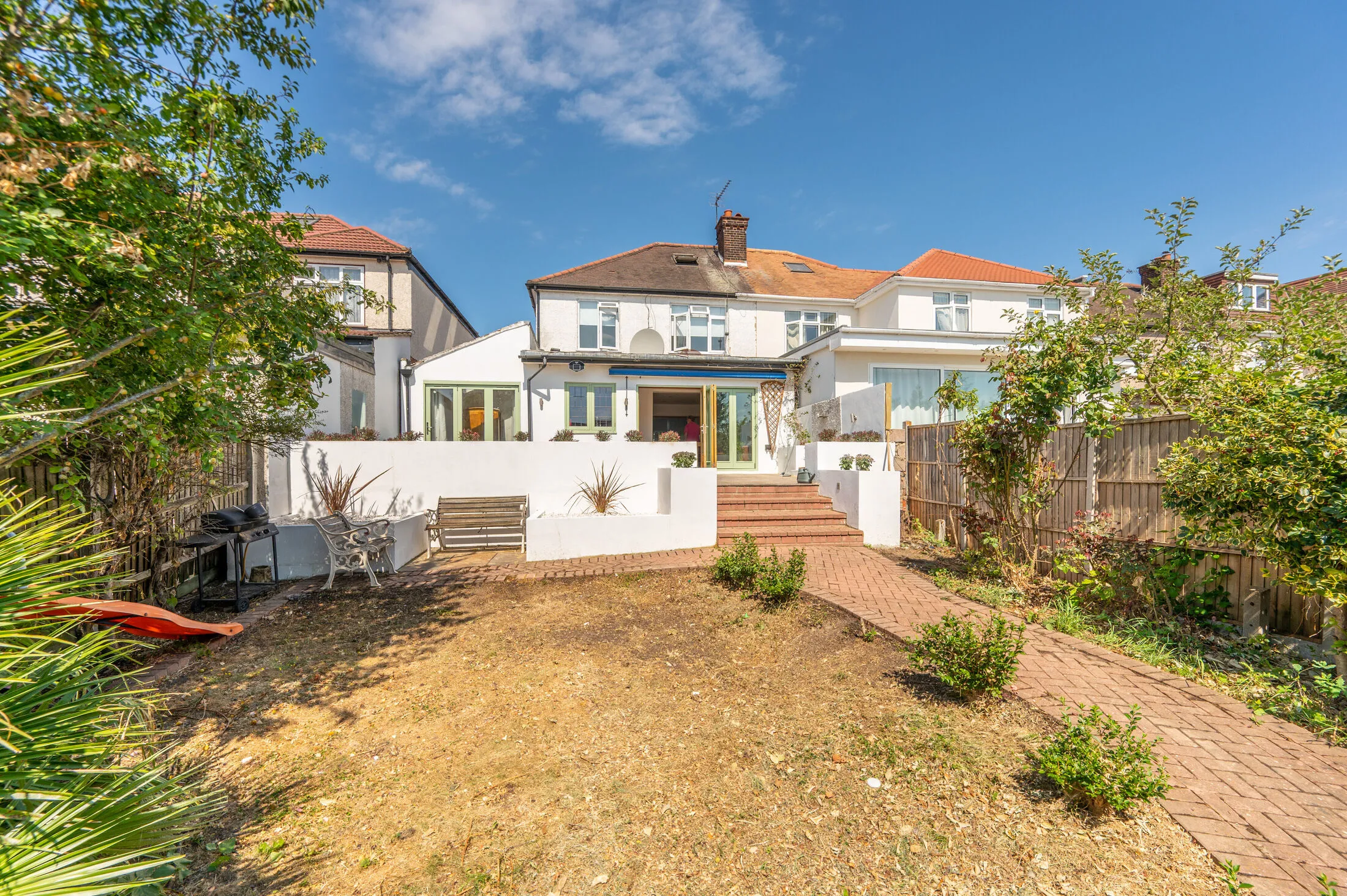 House Dollis Hill Avenue in Greater London